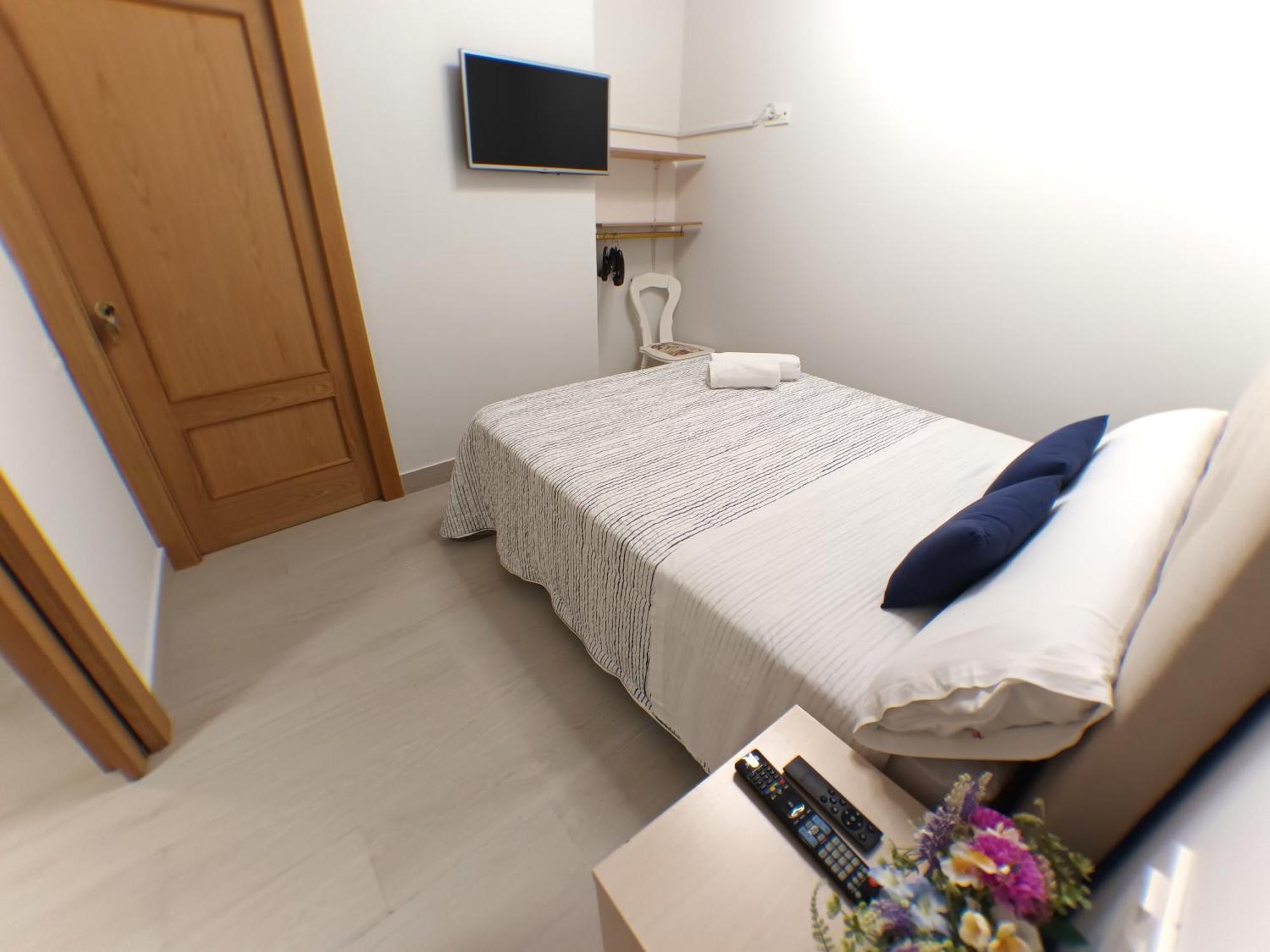 Pension La Estacion Logrono Ngoại thất bức ảnh